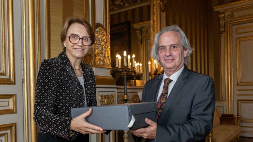 Francia entrega a la Argentina archivos desclasificados sobre violaciones a los derechos humanos en la última dictadura