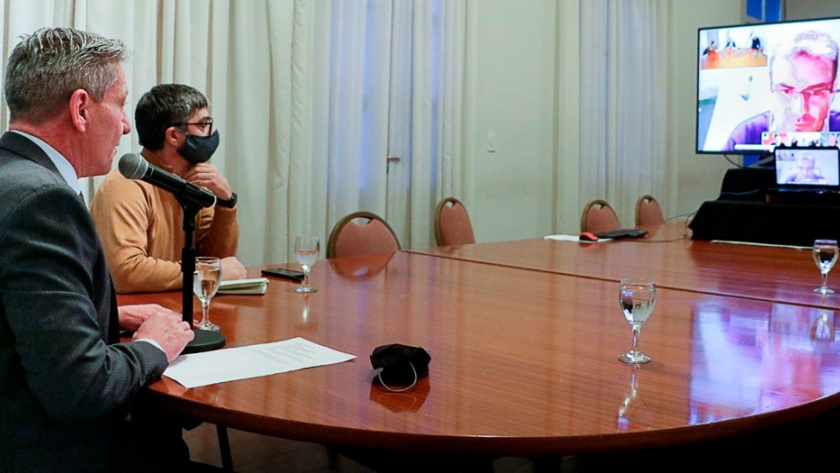 Arcioni mantuvo una videoconferencia con miembros del directorio de CAMUZZI