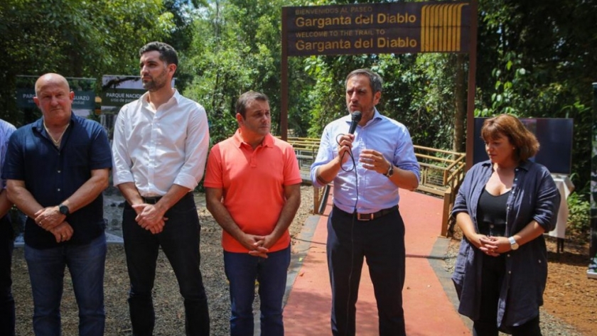 Cabandié y Herrera Ahuad presentaron las nuevas pasarelas de la Garganta del Diablo del Parque Nacional Iguazú