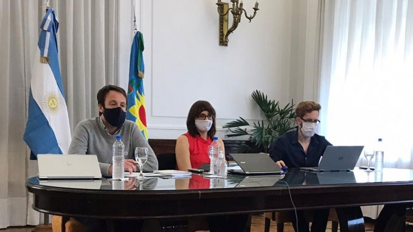 López y Ruiz Malec expusieron frente a los gremios los lineamientos del proyecto de Ley de Presupuesto 2021