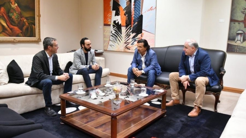 El nuevo director de la Orquesta Sinfónica presentó al Gobernador la próxima temporada artística musical