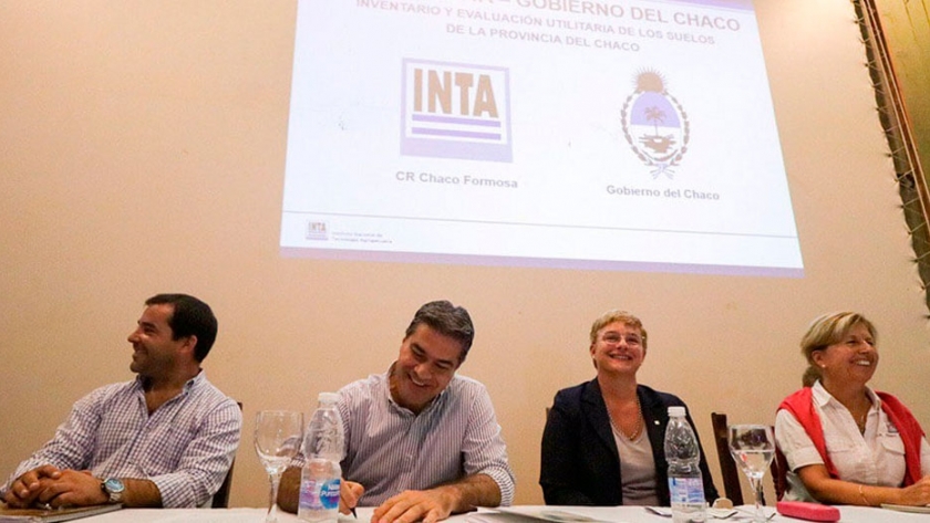 Capitanich le pidió al Gobierno promover la ley de genética algodonera