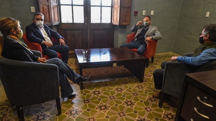 Raúl recibió a la intendenta Paulón por avance de obras de infraestructura