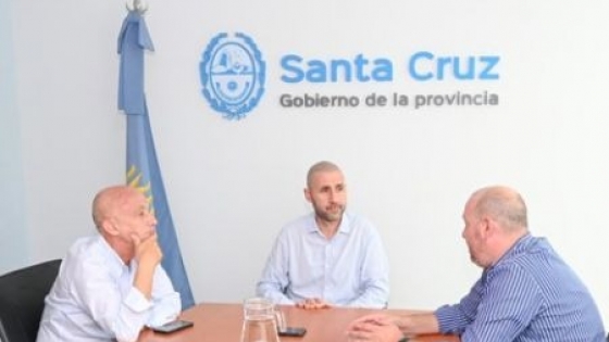 <Intendentes de Santa Cruz mantienen agenda de trabajo en Buenos Aires