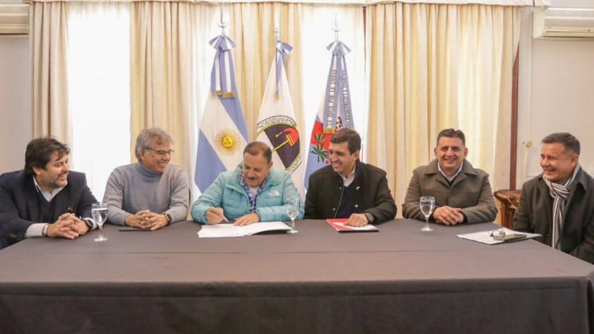 El Gobierno Provincial anunció la licitación para la construcción de tres nuevas escuelas