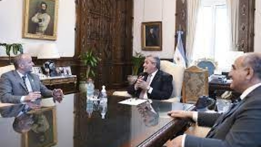 El presidente recibió este mediodía al jefe de Gabinete de la provincia de Buenos Aires, Martín Insaurralde