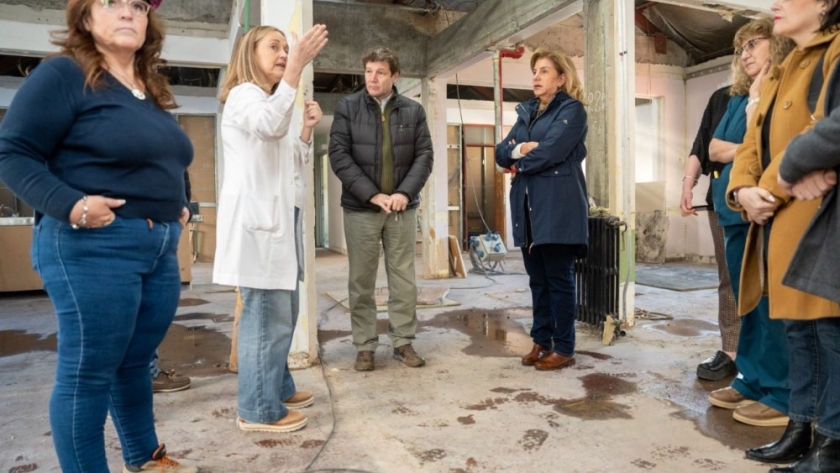 El Gobernador Melella recorrió las obras de remodelación del sector de Maternidad del Hospital de Río Grande