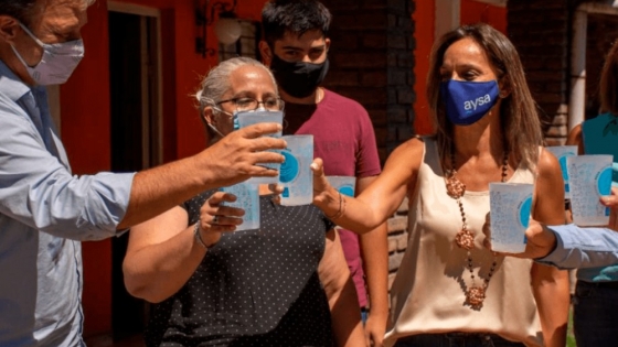 Malena Galmarini y Mariano Cascallares inauguraron una red de agua potable que beneficia a más de 9.000 vecinos de Almirante Brown