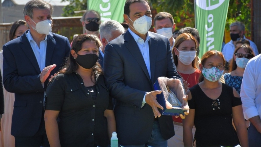 Valdés inauguró infraestructura urbana que mejora la calidad de vida de familias del barrio La Chola