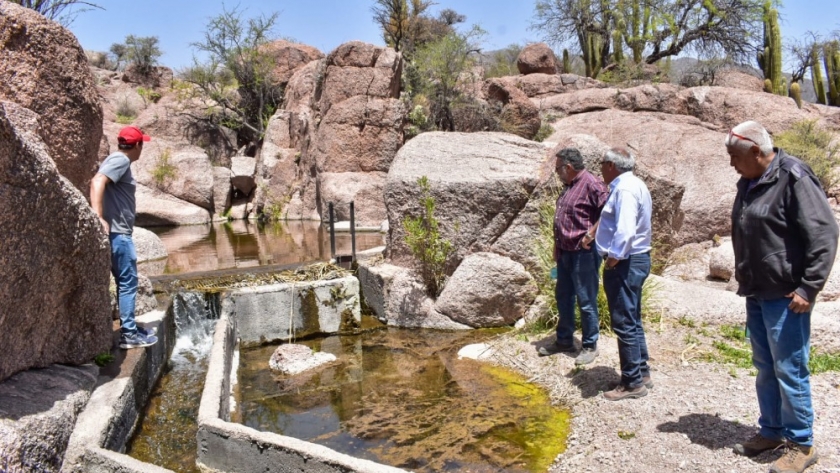 El gobierno provincial construirá nuevos reservorios de agua en San Blas de Los Sauces