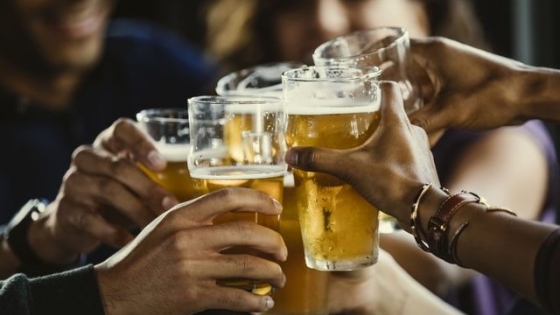 <Día Nacional de la Cerveza: por qué se festeja el 31 de mayo y cuántos litros se consumen en la Argentina