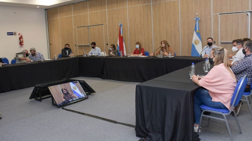 La provincia transmitió a los municipios las recomendaciones para la temporada estival en pandemia