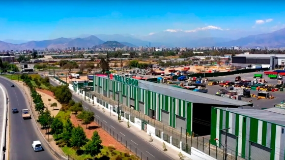 <Lo Valledor: el principal mercado mayorista privado de comercio hortofrutícola de Chile