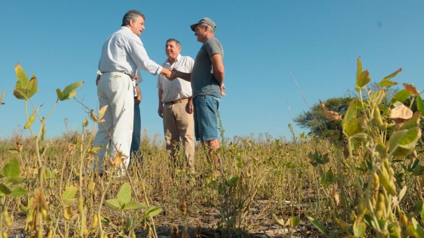 Etchevehere visitó a productores afectados por la sequía