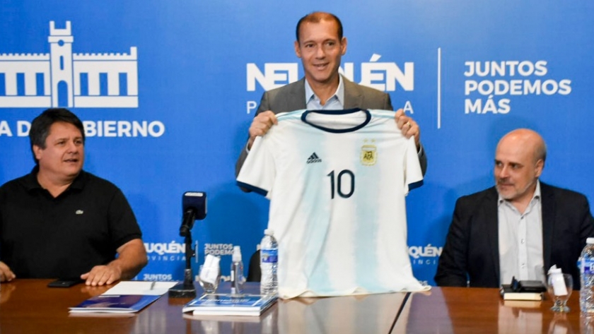 Gutiérrez felicitó a la Selección y al pueblo neuquino por el Campeonato Mundial