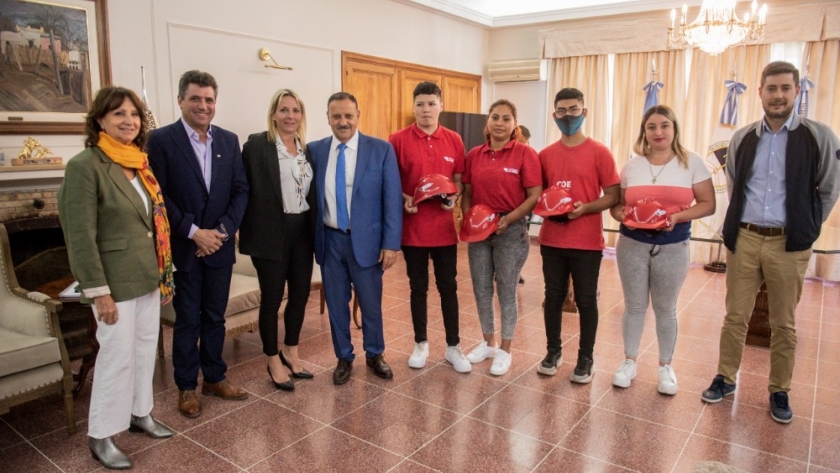 El Gobierno Provincial continúa con la asistencia a comercios del centro capitalino