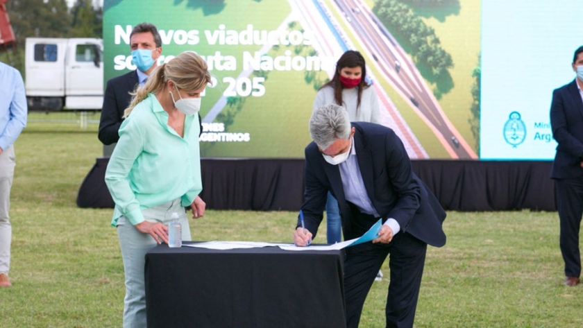 Meoni anunció 2 viaductos en Cañuelas: "Son obras necesarias que permitirán mejorar la frecuencia del tren"