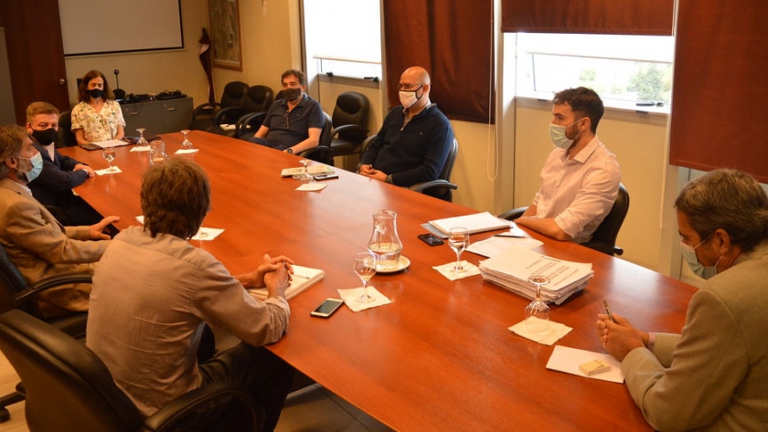 Realizan anuncios de importantes obras para Jáchal