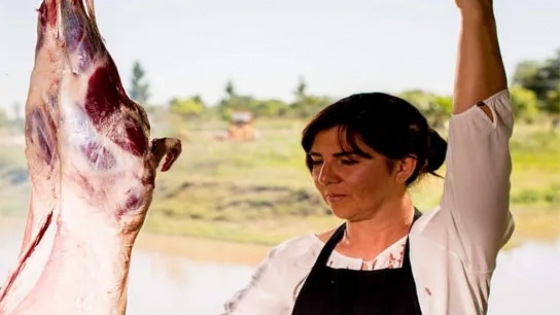 “La cocina como puente entre territorios”: Alina Ruiz vuelve al Chaco tras una temporada en la Patagonia.