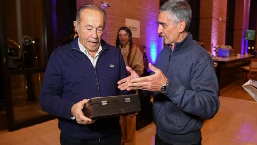 Adolfo Rodríguez Saá en Tucumán: 