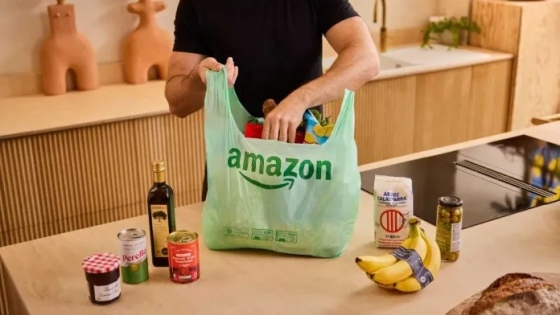 Amazon introduce en España bolsas biobasadas: una apuesta por la economía circular en el sector de envíos de alimentos