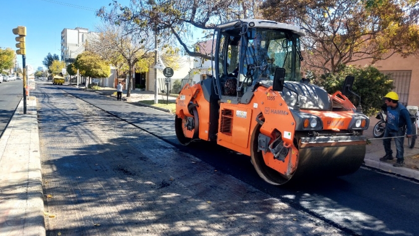 Plan semanal de trabajo de pavimentación urbana en Santa Rosa