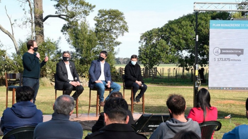 En Miramar los ministros López, Rodríguez, y Costa presentaron el Plan Bonaerense de Desarrollo Rural