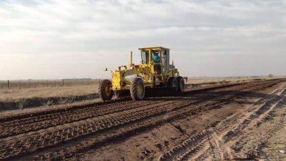 Adolfo Alsina impulsa un plan regional de obras hídricas para resguardar la producción agropecuaria