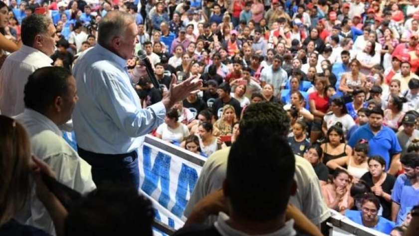 Jaldo encabezó un encuentro de movimientos de la economía popular