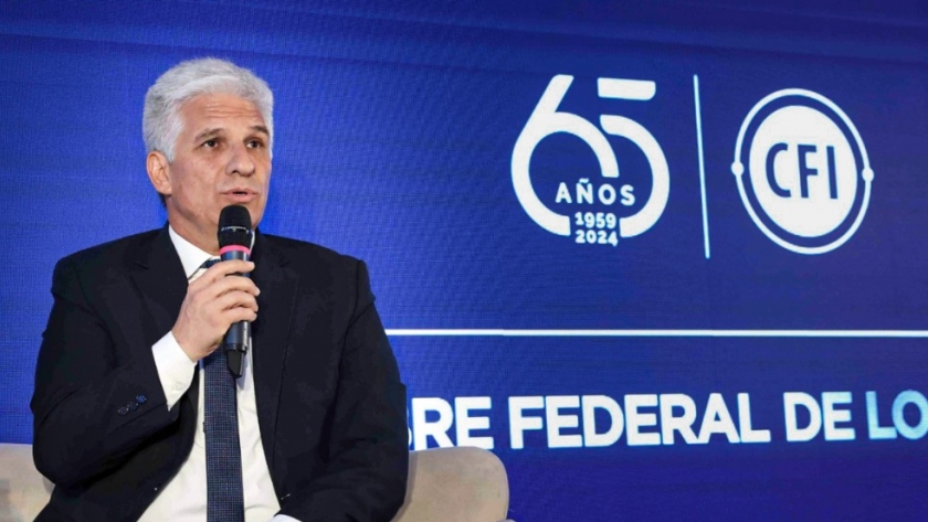 Poggi participó de una Cumbre Federal de Logística del CFI