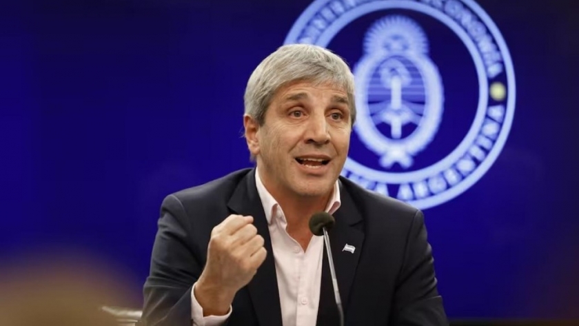 El Gobierno apuesta a los gobernadores para blindar los ahorros en dólares con una nueva ley