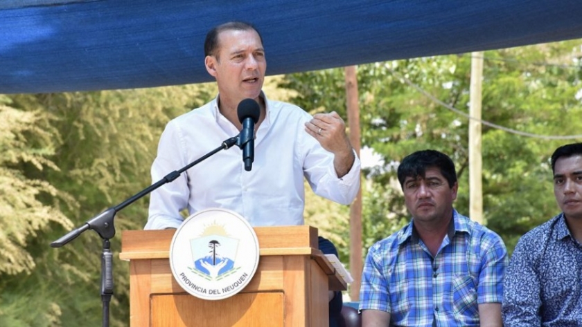 Con inauguraciones y anuncios, Bajada del Agrio celebró su 83º aniversario