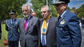 El presidente recibió las llaves de la ciudad y homenajeó a los héroes y excombatientes de Malvinas