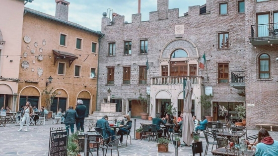 Torrepueblo: la escapada cerca de CABA con arquitectura de la Toscana