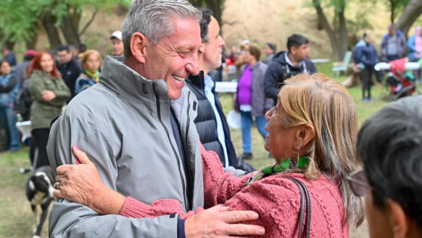 Con inauguración de obras y el llamado de licitación del nuevo hospital, Arcioni encabezó el acto por el 101° Aniversario de Río Pico