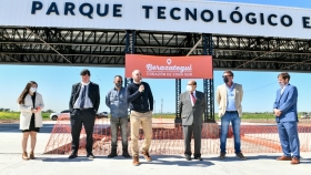 El gobierno lanzó el programa “mejor barrio” para motorizar el empleo e inauguró la obra de un nuevo parque tecnológico industrial