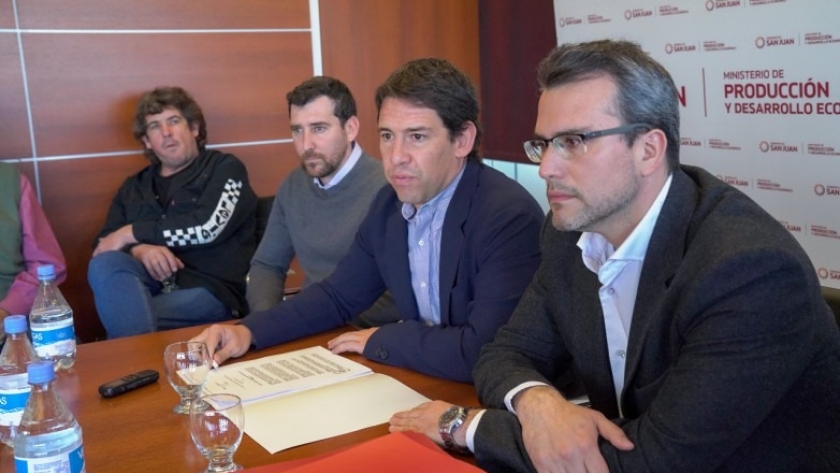 Producción y Seguridad coordinan acciones con cámaras productivas