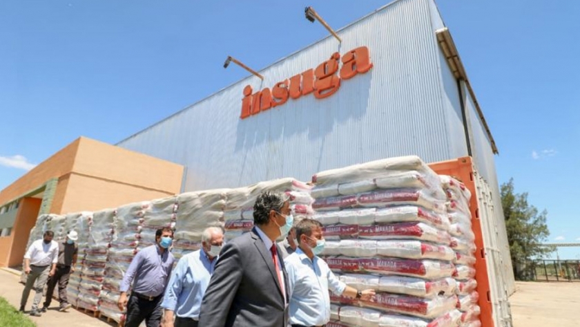 Capitanich visitó la planta industrial "INSUGA" que ampliará sus instalaciones generando nuevos puestos de trabajo