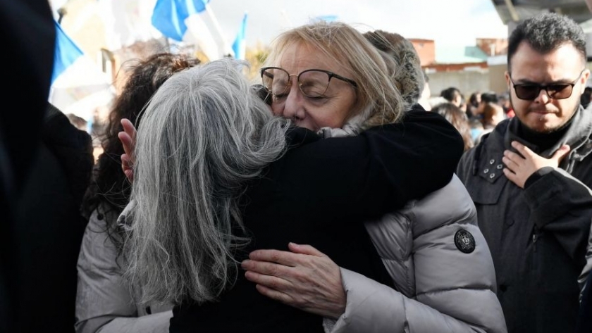 Alicia entregó dos nuevas ambulancias para fortalecer el sistema de salud