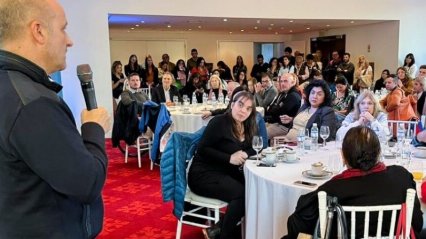 Unos 170 operadores emisivos nacionales mantuvieron citas comerciales con referentes del turismo fueguino