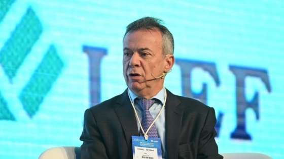 Artana advirtió que el gran desafío del Gobierno será sostener la estabilidad y avanzar en reformas sin golpear el empleo