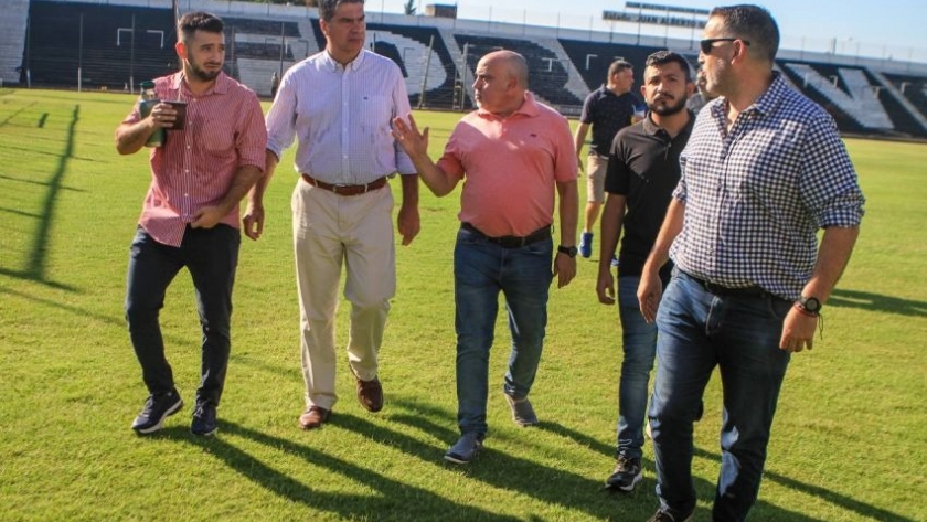 Capitanich visitó e lClub Chaco for Ever y supervisó el avance de las obras en ejecución