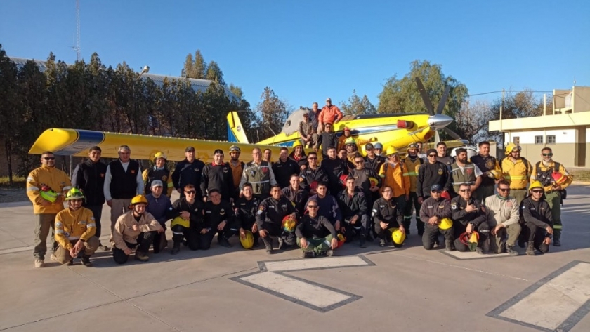 El Servicio Nacional de Manejo del Fuego brindó cursos de formación para brigadistas en Entre Ríos y San Juan