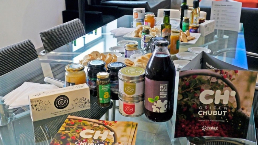 Ronda de presentación de productos en Casa del Chubut