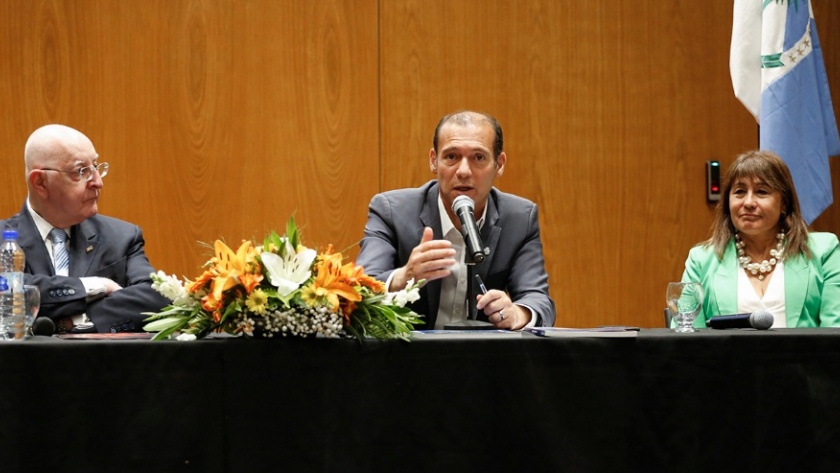 Comenzó en Neuquén el Congreso Nacional de Contadurías Generales