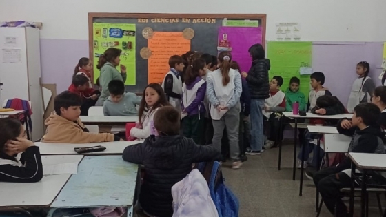 Charla de nutrición para alumnos de la Escuela Nº2 de Carabelas