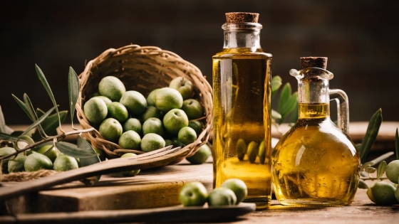 La ANMAT prohibió la venta de aceites, miel, productos capilares y un equipo de depilación