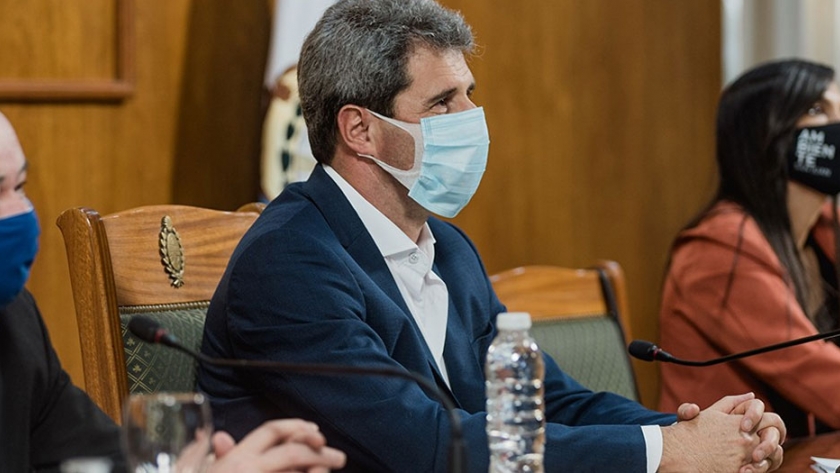 Uñac presentó junto a Cabandié el Plan Integral Casa Común