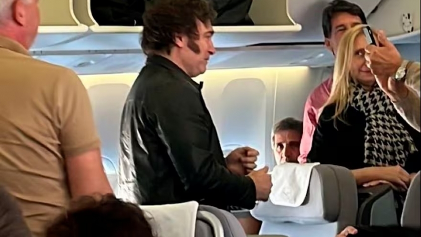 Javier Milei cerró su participación en Davos y regresa a la Argentina