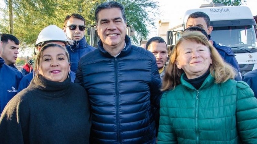 Pavimento, ripio e iluminación: Capitanich puso en marcha el plan de infraestructura para barrios de resistencia